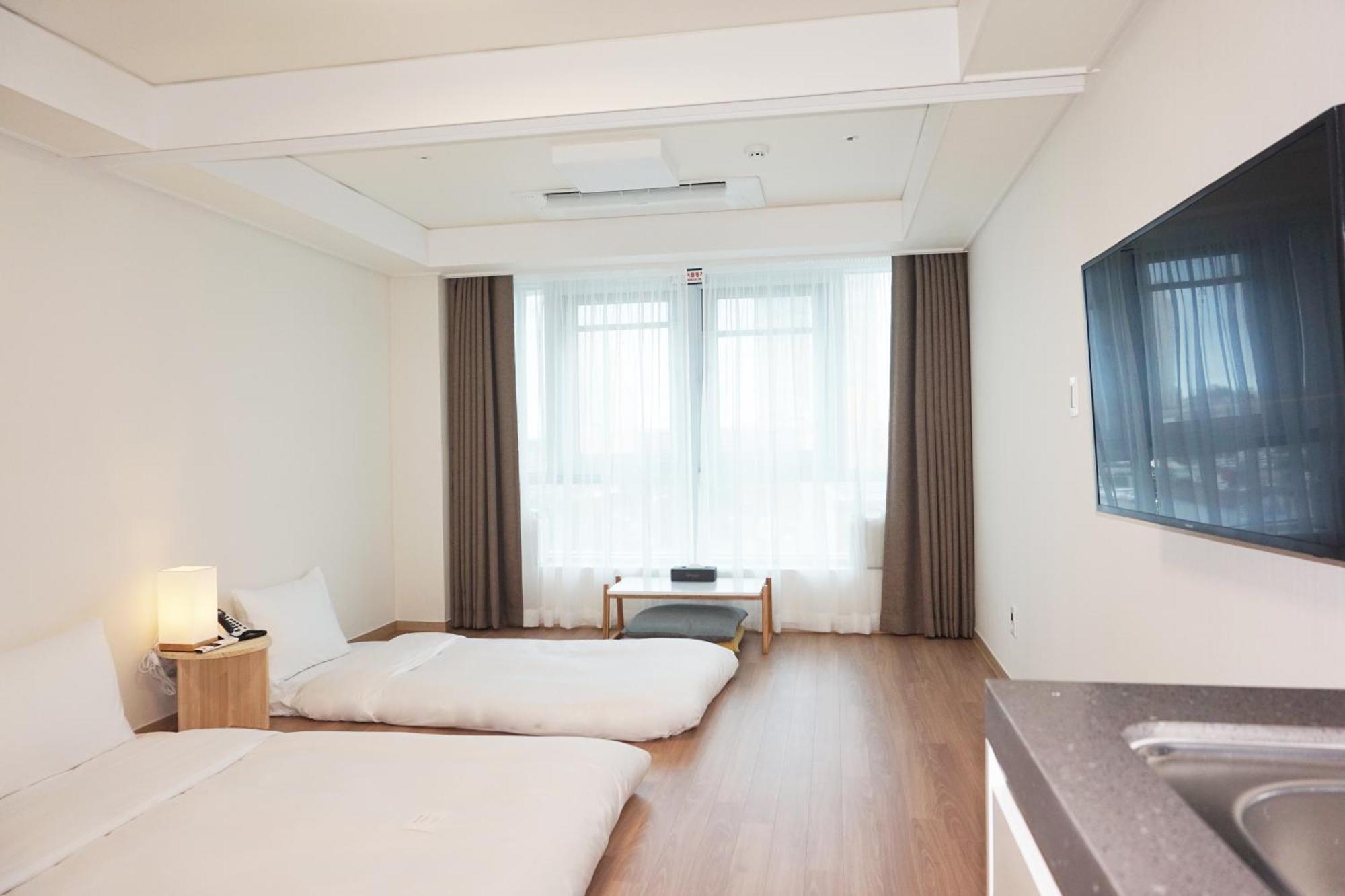 Hotel Marinabay Sokcho Exterior foto